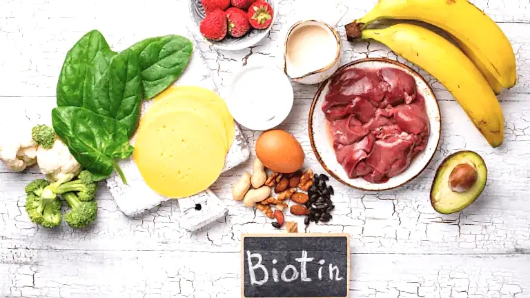 Biotin Nedir? Hangi Besinlerde Bulunur? Saç, Tırnak ve Cilt Etkileri